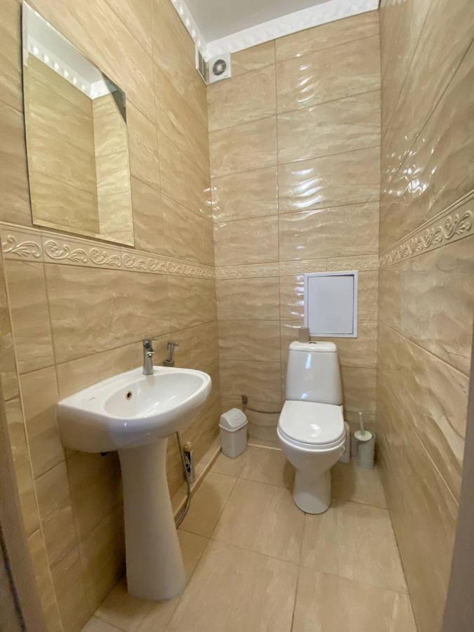 Apartments Koryatovichi Street Камианец-Подилский Екстериор снимка
